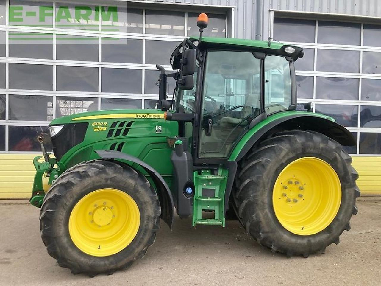 John Deere 6130r - Tracteur agricole: photos 2 John Deere 6130r - Tracteur agricole: photos 2