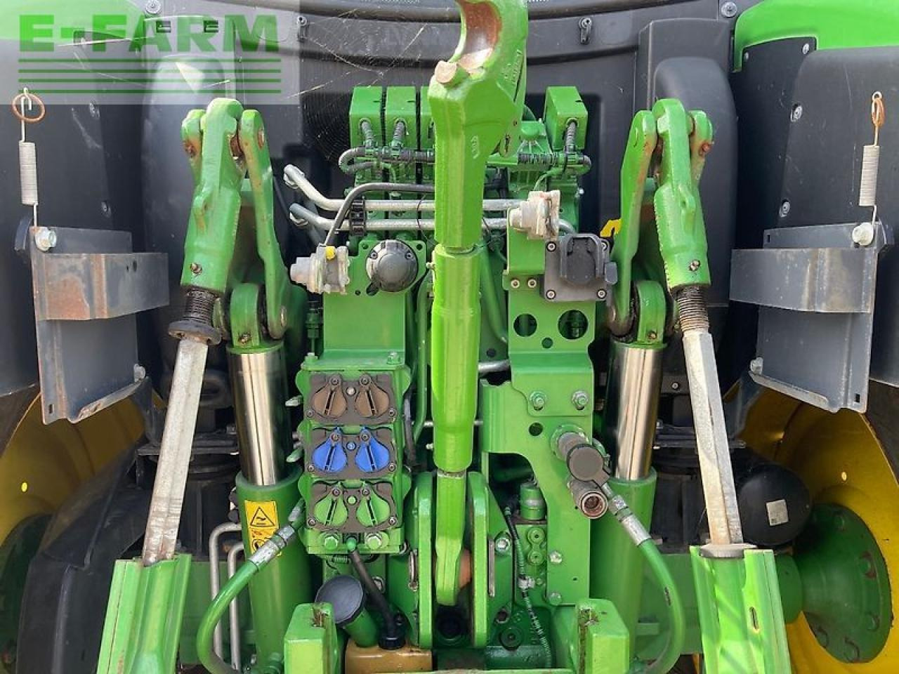 John Deere 6130r - Tracteur agricole: photos 4 John Deere 6130r - Tracteur agricole: photos 4