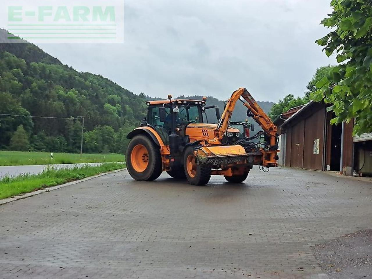 John Deere 6145r - Tracteur agricole: photos 1 John Deere 6145r - Tracteur agricole: photos 1