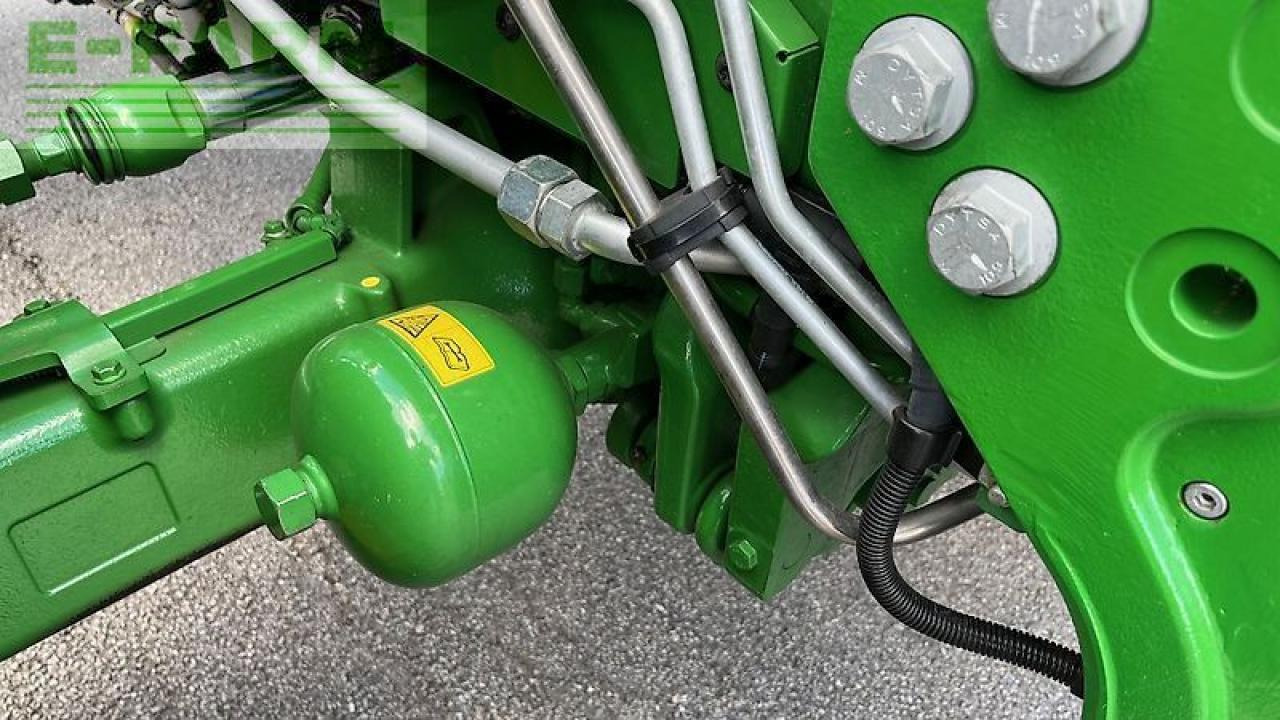 Tracteur agricole John Deere 6155r: photos 12