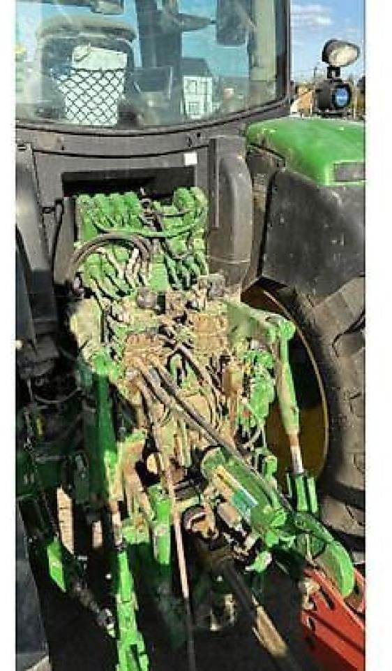 Tracteur agricole John Deere 6195r: photos 6 Tracteur agricole John Deere 6195r: photos 6