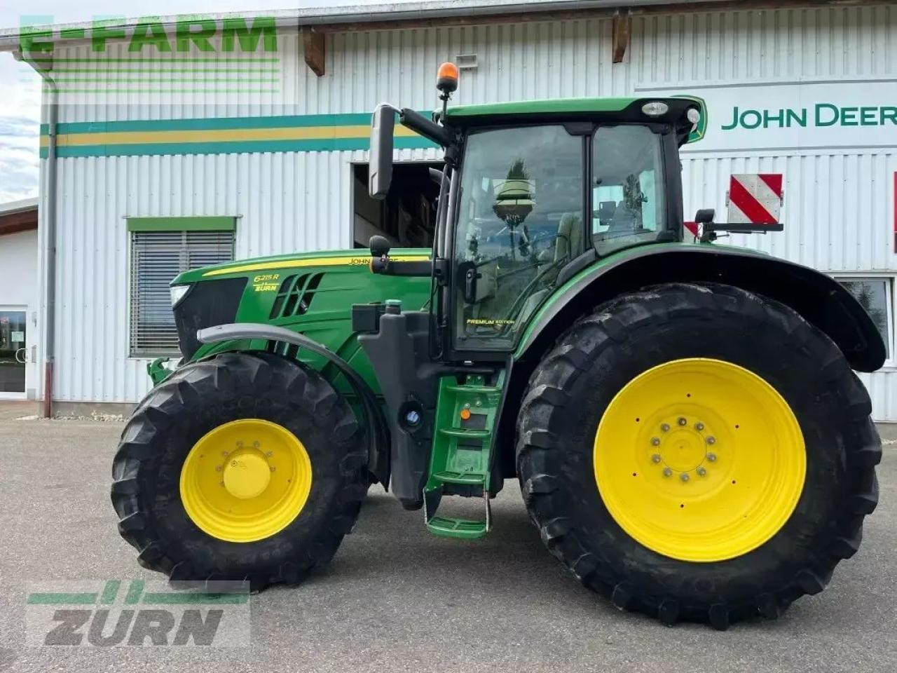 John Deere 6215r - Tracteur agricole: photos 1 John Deere 6215r - Tracteur agricole: photos 1