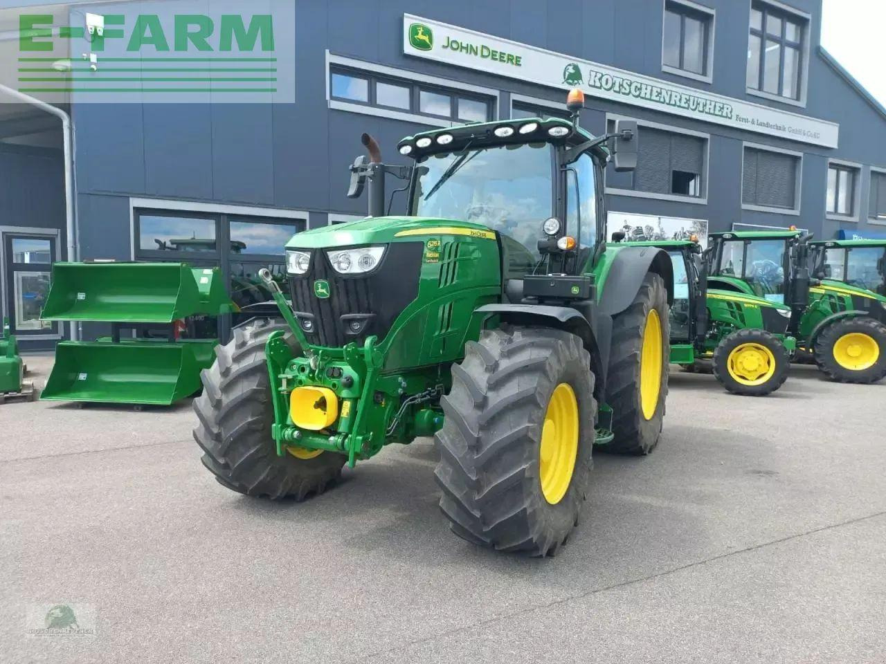 John Deere 6215r - Tracteur agricole: photos 1 John Deere 6215r - Tracteur agricole: photos 1