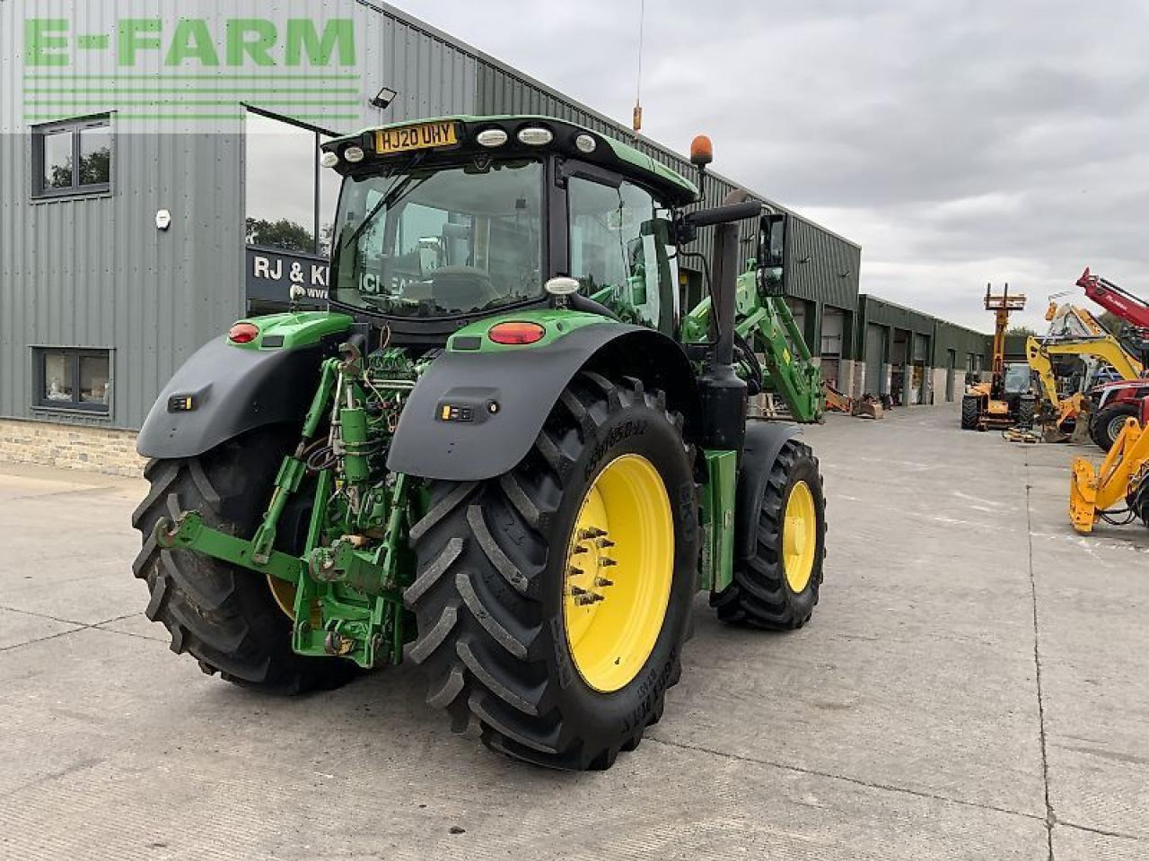 John Deere 6215r ultimate edition tractor (st24011) - Tracteur agricole: photos 3 John Deere 6215r ultimate edition tractor (st24011) - Tracteur agricole: photos 3
