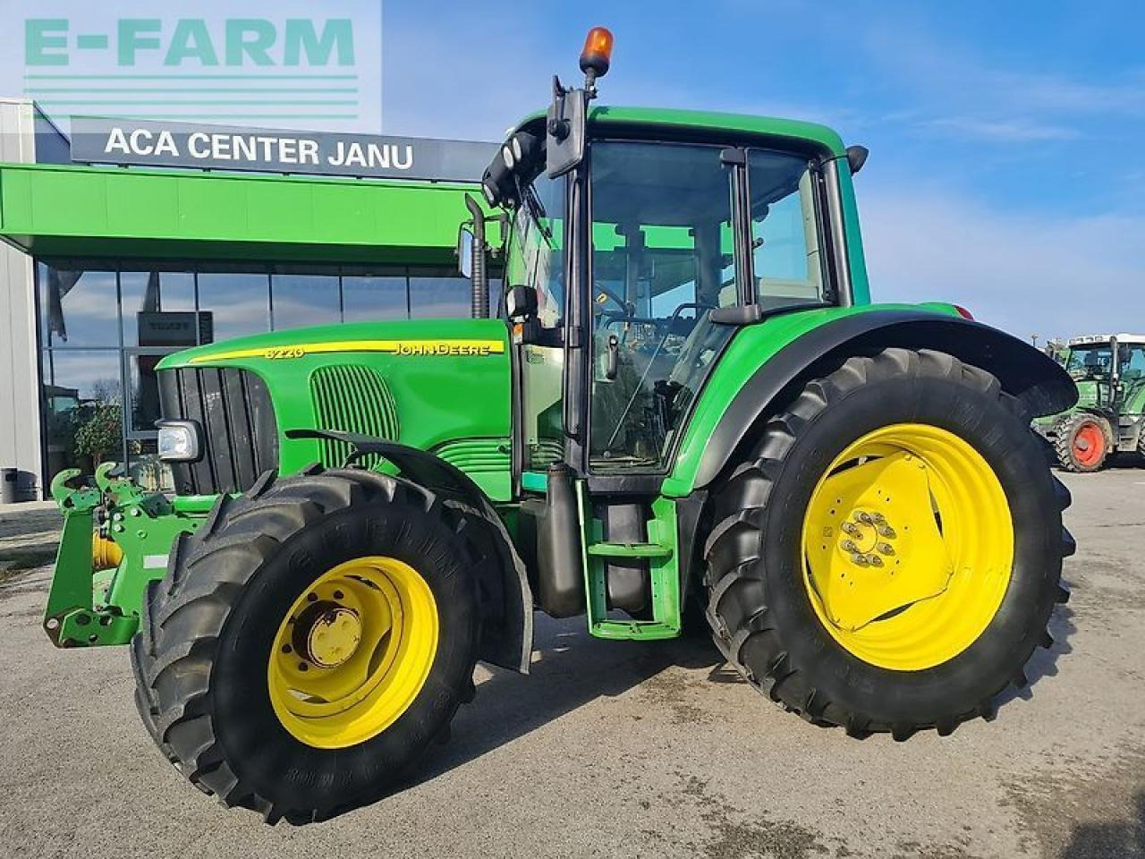 John Deere 6220 premium - Tracteur agricole: photos 3 John Deere 6220 premium - Tracteur agricole: photos 3