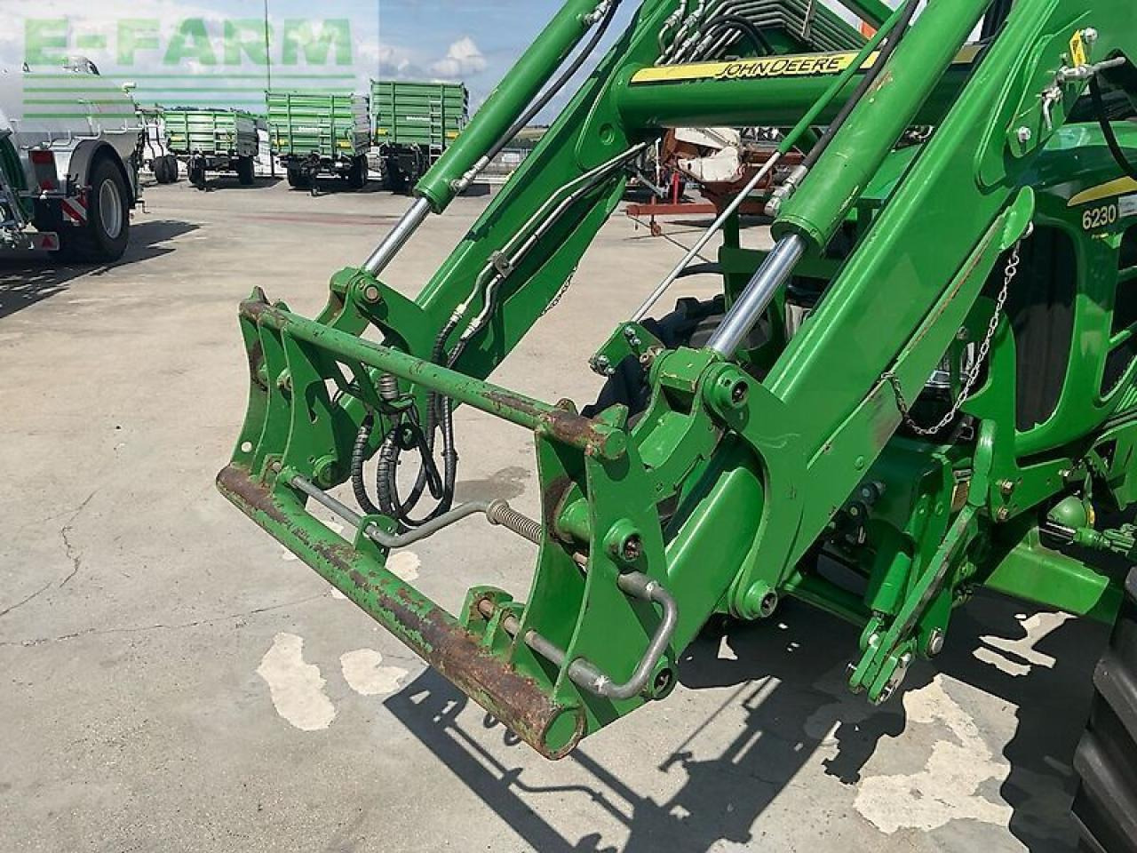 Tracteur agricole John Deere 6230: photos 19