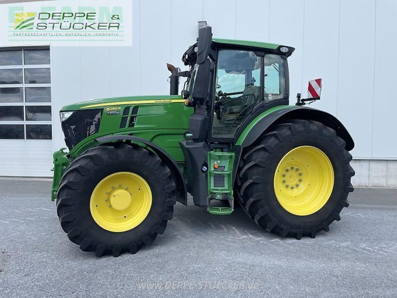 Tracteur agricole John Deere 6250r: photos 12