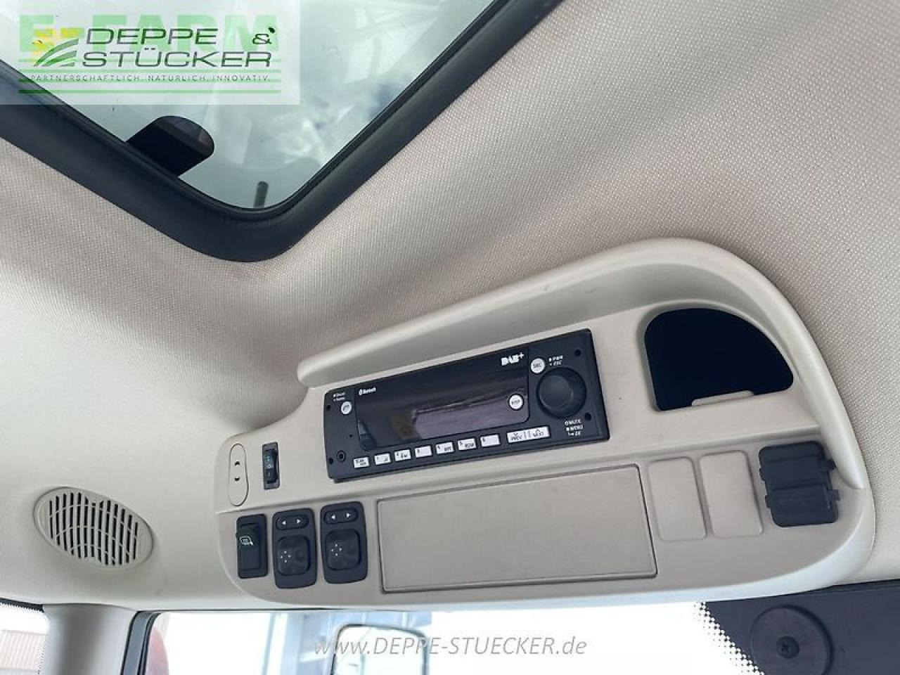 Tracteur agricole John Deere 6250r: photos 7