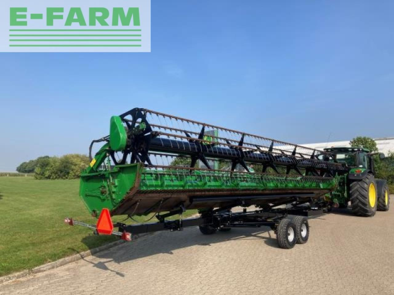 John Deere 630r - Moissoneuse: photos 3 John Deere 630r - Moissoneuse: photos 3