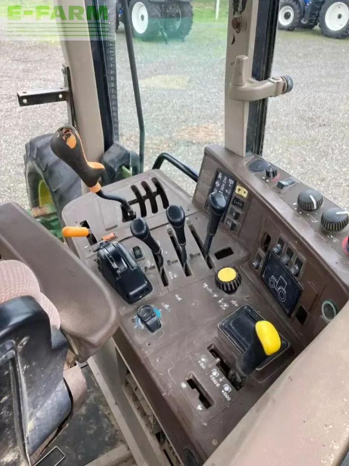 Tracteur agricole John Deere 6620: photos 9