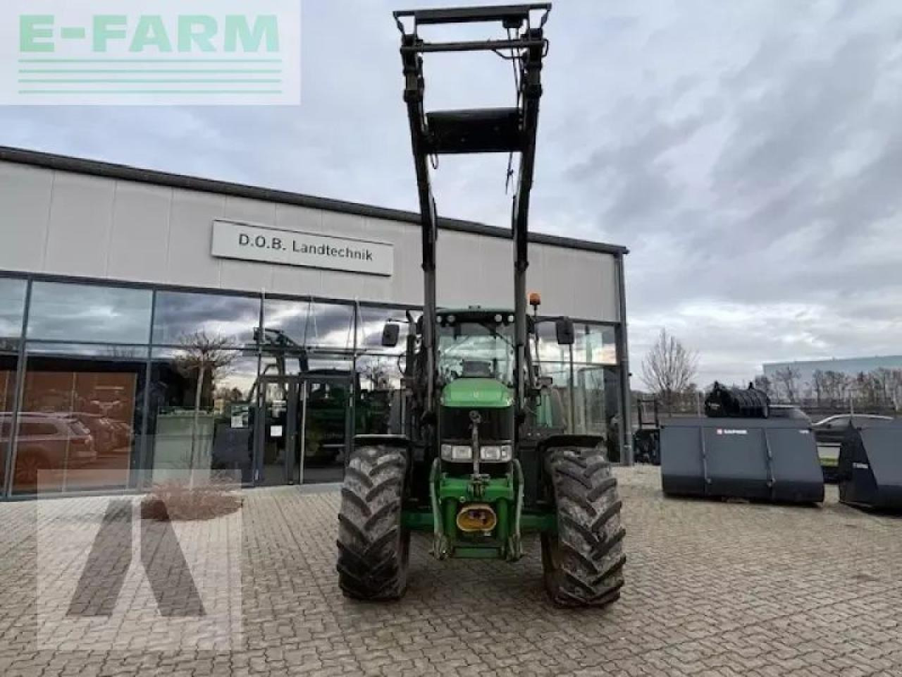 John Deere 6820 - Tracteur agricole: photos 4 John Deere 6820 - Tracteur agricole: photos 4