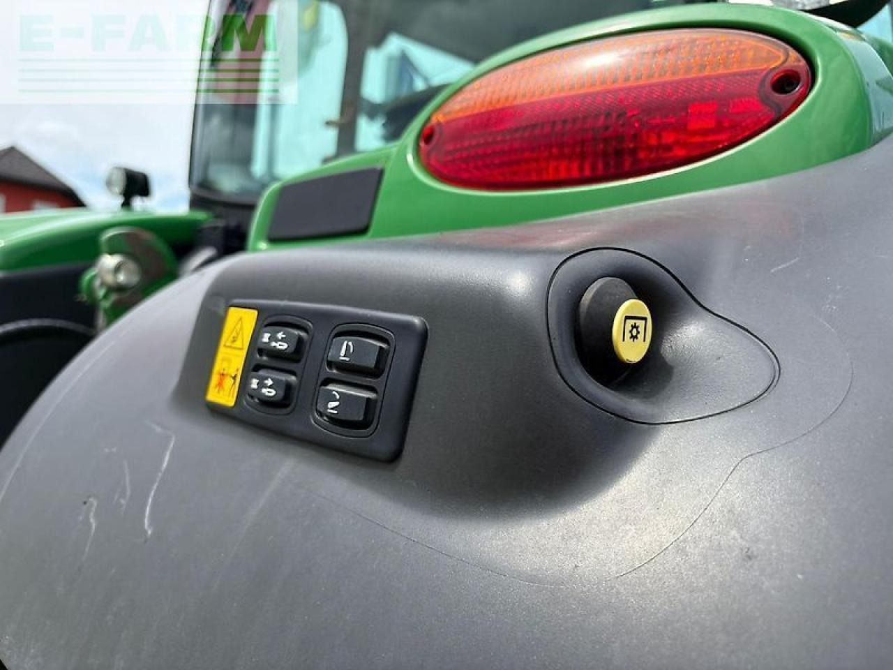 Tracteur agricole John Deere 6r150: photos 12 Tracteur agricole John Deere 6r150: photos 12