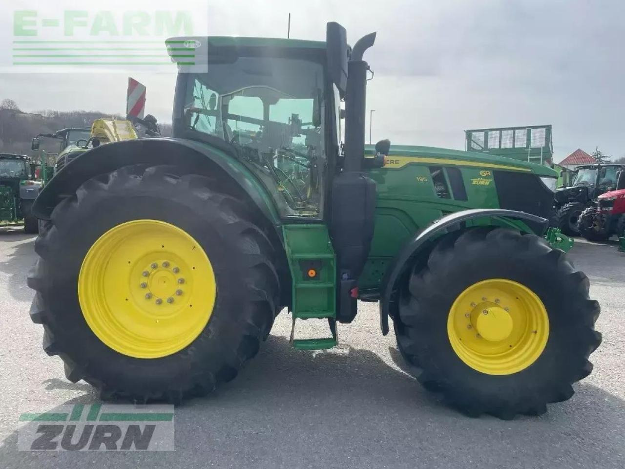 Tracteur agricole John Deere 6r195 / 6r 195: photos 6 Tracteur agricole John Deere 6r195 / 6r 195: photos 6
