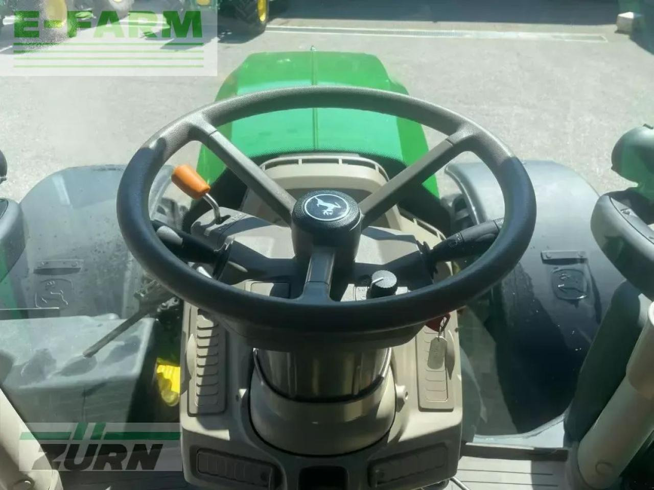 Tracteur agricole John Deere 6r195 / 6r 195: photos 7 Tracteur agricole John Deere 6r195 / 6r 195: photos 7