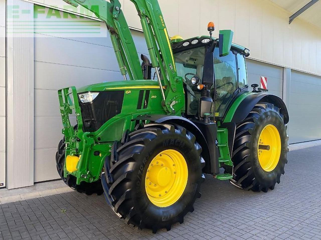 John Deere 6r250 6r 250 ap50 commandpro rtk ultimate frontlader 683r - Tracteur agricole: photos 1 John Deere 6r250 6r 250 ap50 commandpro rtk ultimate frontlader 683r - Tracteur agricole: photos 1
