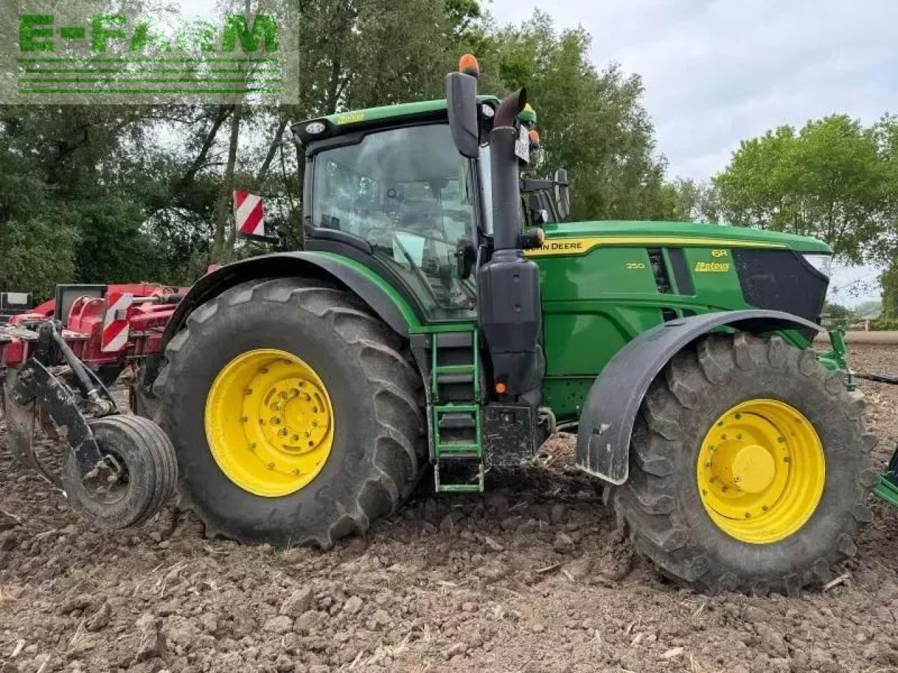 John Deere 6r250 - Tracteur agricole: photos 1 John Deere 6r250 - Tracteur agricole: photos 1