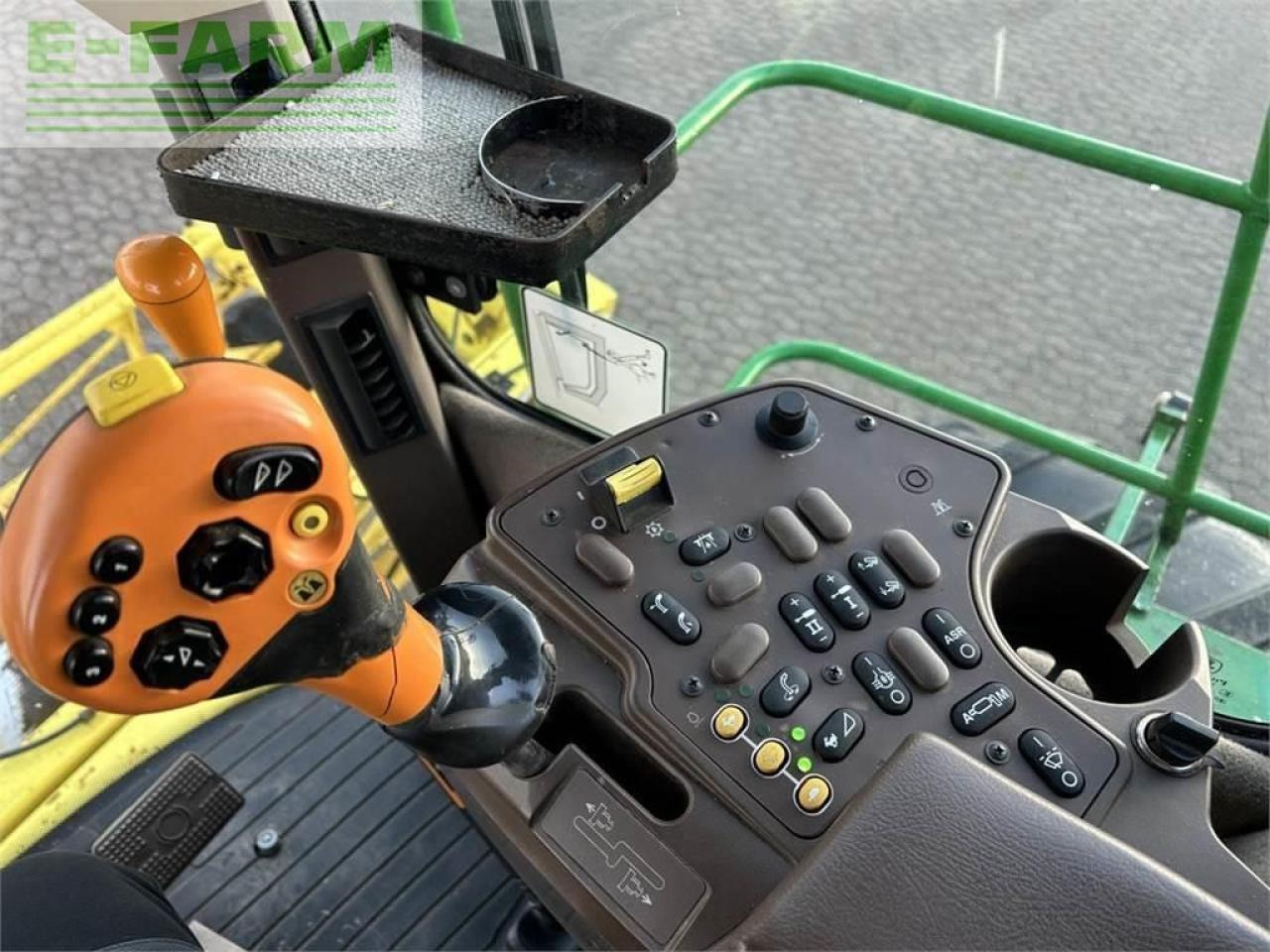 John Deere 7700 - Accessoire aux ensileuses: photos 3 John Deere 7700 - Accessoire aux ensileuses: photos 3