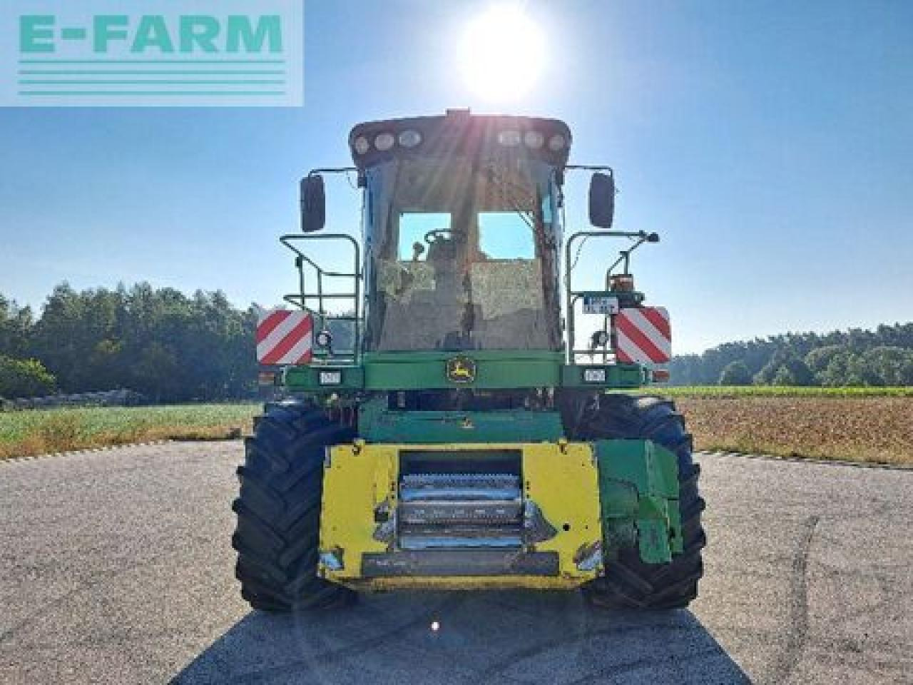 John Deere 7750 - Ensileuse: photos 2 John Deere 7750 - Ensileuse: photos 2