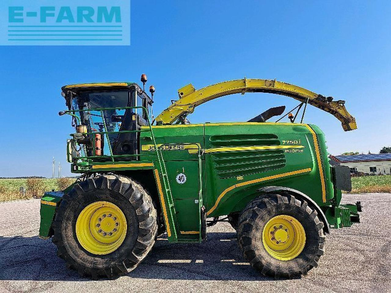 John Deere 7750 - Ensileuse: photos 1 John Deere 7750 - Ensileuse: photos 1