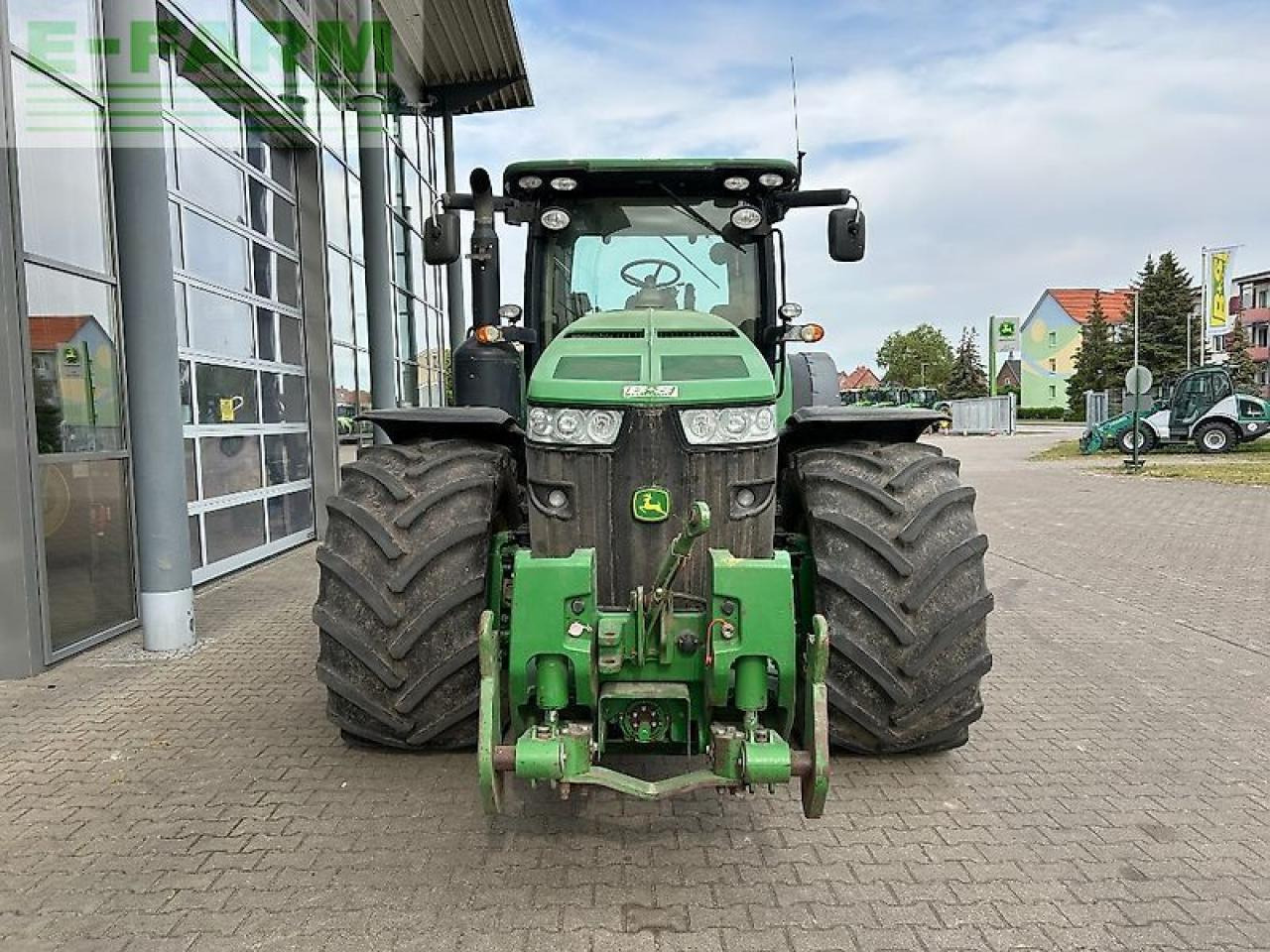 John Deere 8335r - Tracteur agricole: photos 3 John Deere 8335r - Tracteur agricole: photos 3