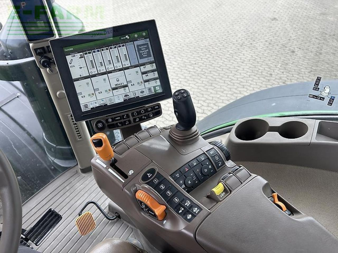 John Deere 8345r - Tracteur agricole: photos 3 John Deere 8345r - Tracteur agricole: photos 3