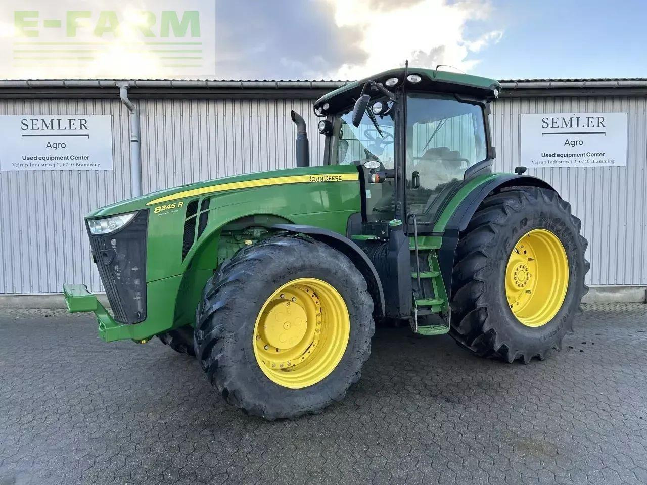 John Deere 8345r - Tracteur agricole: photos 1 John Deere 8345r - Tracteur agricole: photos 1