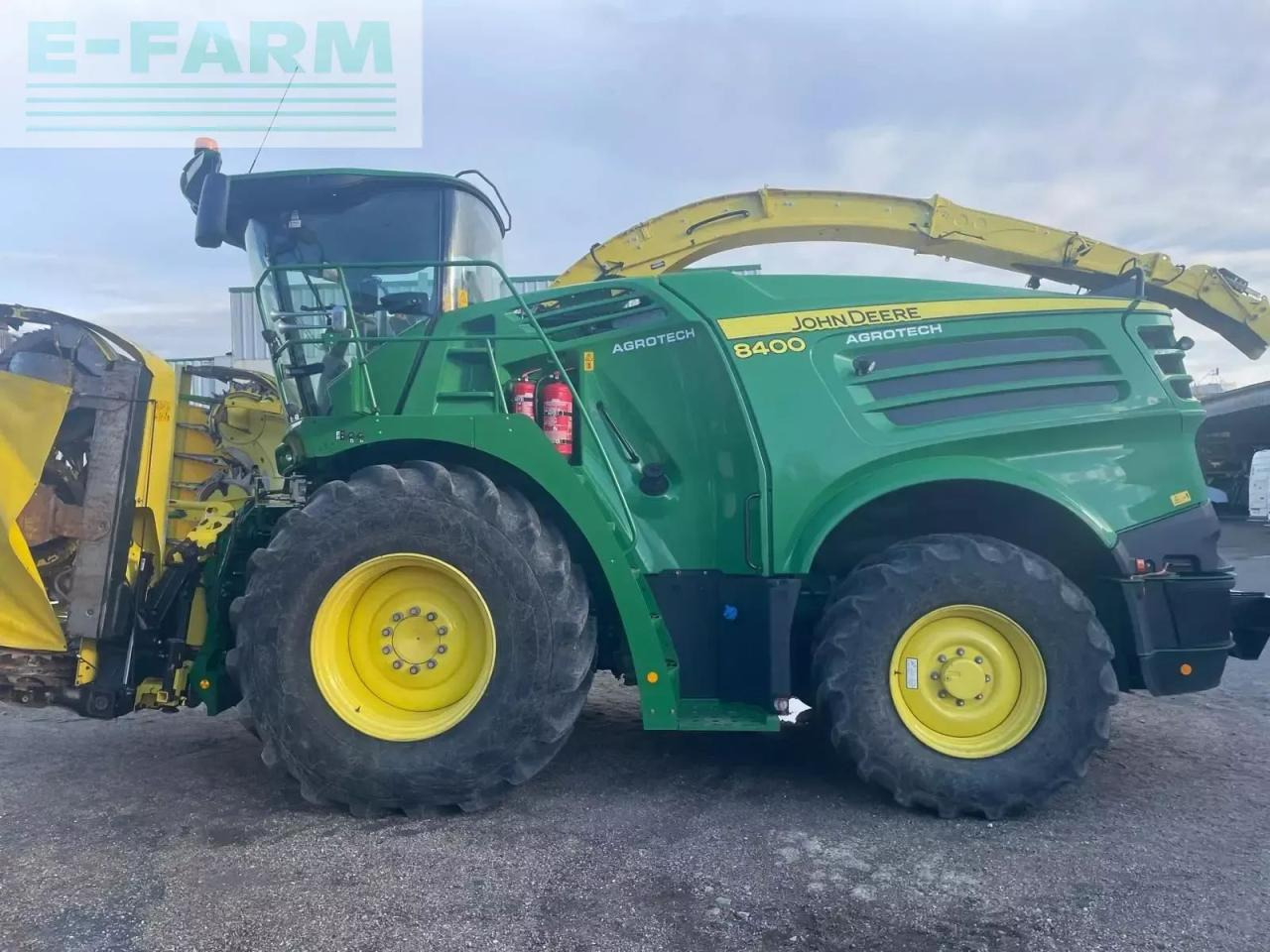 Ensileuse John Deere 8400: photos 7