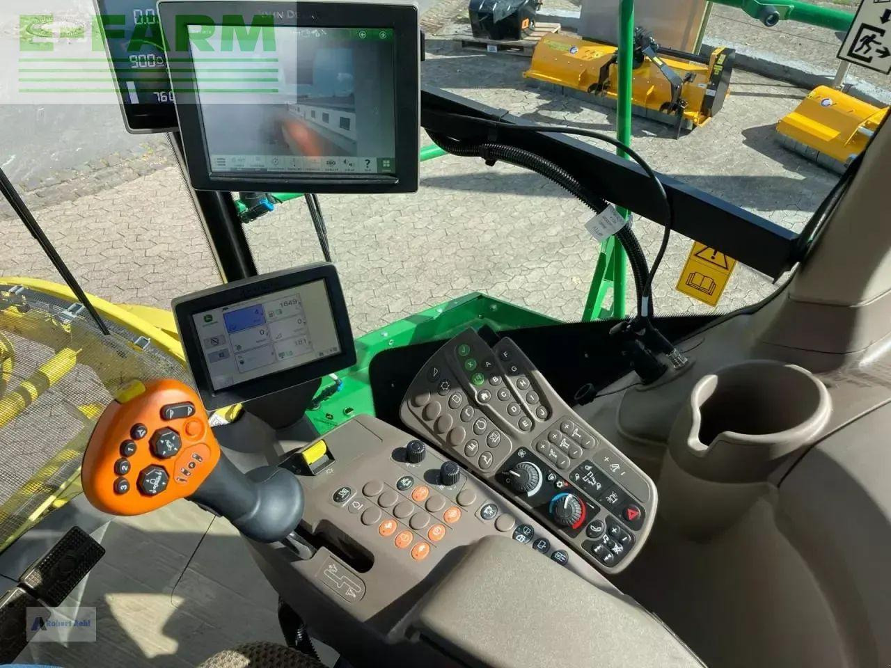 John Deere 8600 - Ensileuse: photos 3 John Deere 8600 - Ensileuse: photos 3