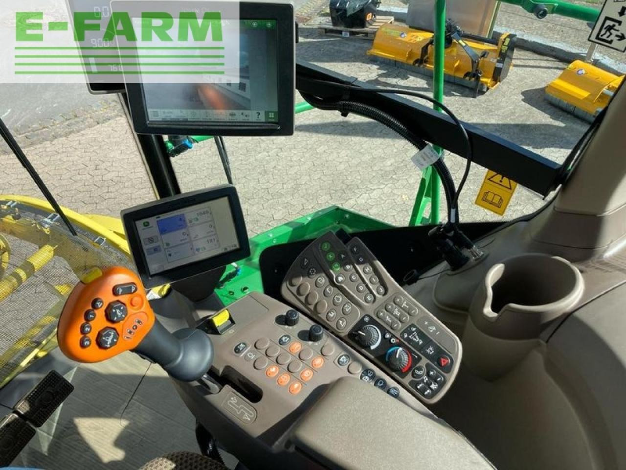 John Deere 8600 - Ensileuse: photos 3 John Deere 8600 - Ensileuse: photos 3