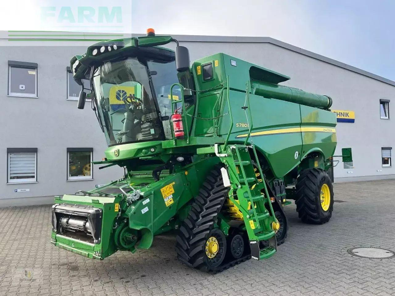 John Deere s 780i - Moissonneuse-batteuse: photos 1 John Deere s 780i - Moissonneuse-batteuse: photos 1
