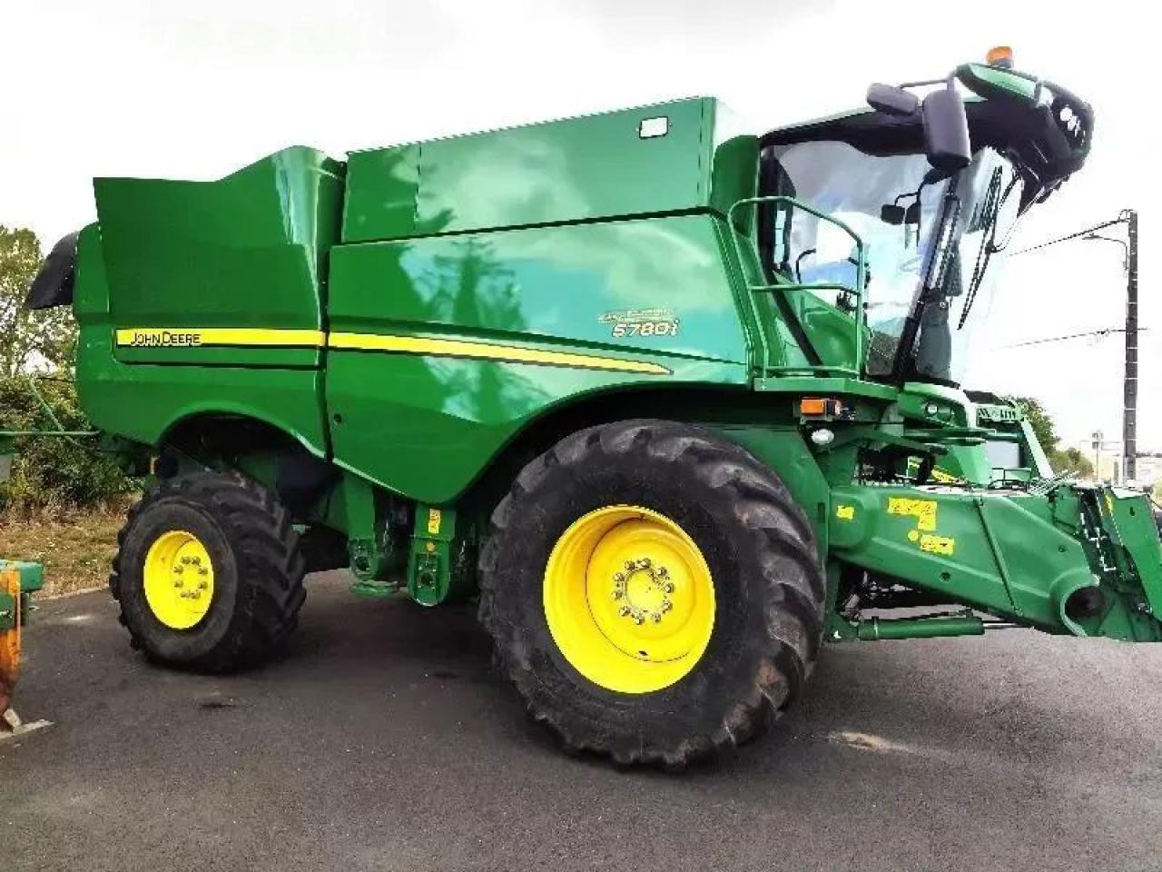 John Deere s780 - Moissonneuse-batteuse: photos 4 John Deere s780 - Moissonneuse-batteuse: photos 4