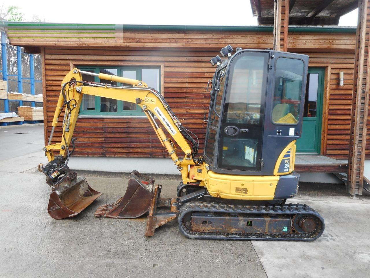 Komatsu pc 26mr-3 ( 2.710kg ) mit powertilt - Mini pelle: photos 1 Komatsu pc 26mr-3 ( 2.710kg ) mit powertilt - Mini pelle: photos 1