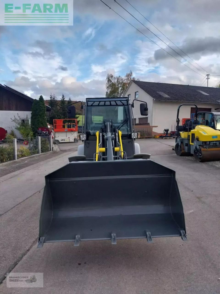 Kramer 5075 - Mini pelle: photos 2 Kramer 5075 - Mini pelle: photos 2