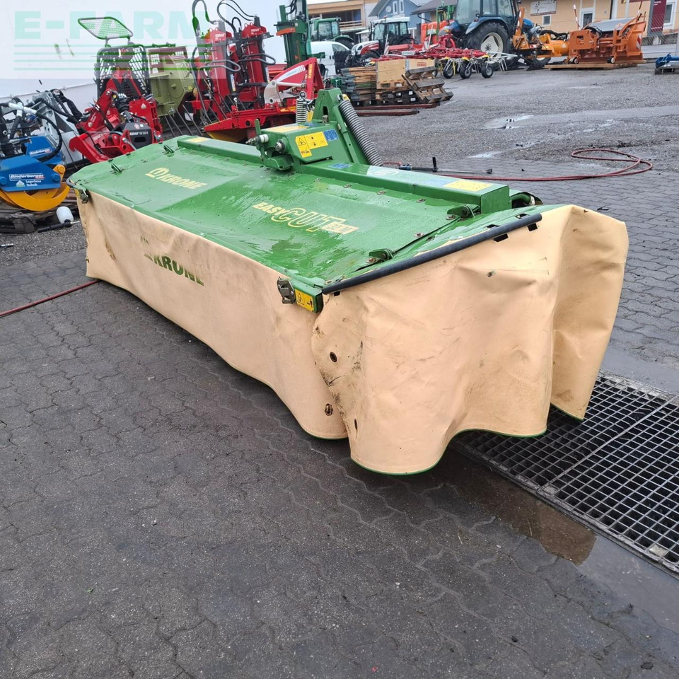 Krone Frontmähwerk - Faucheuse: photos 3 Krone Frontmähwerk - Faucheuse: photos 3