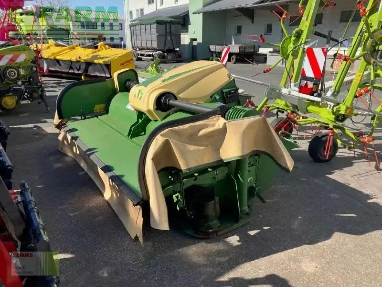 Krone easycut f320 cv - Faucheuse: photos 3 Krone easycut f320 cv - Faucheuse: photos 3