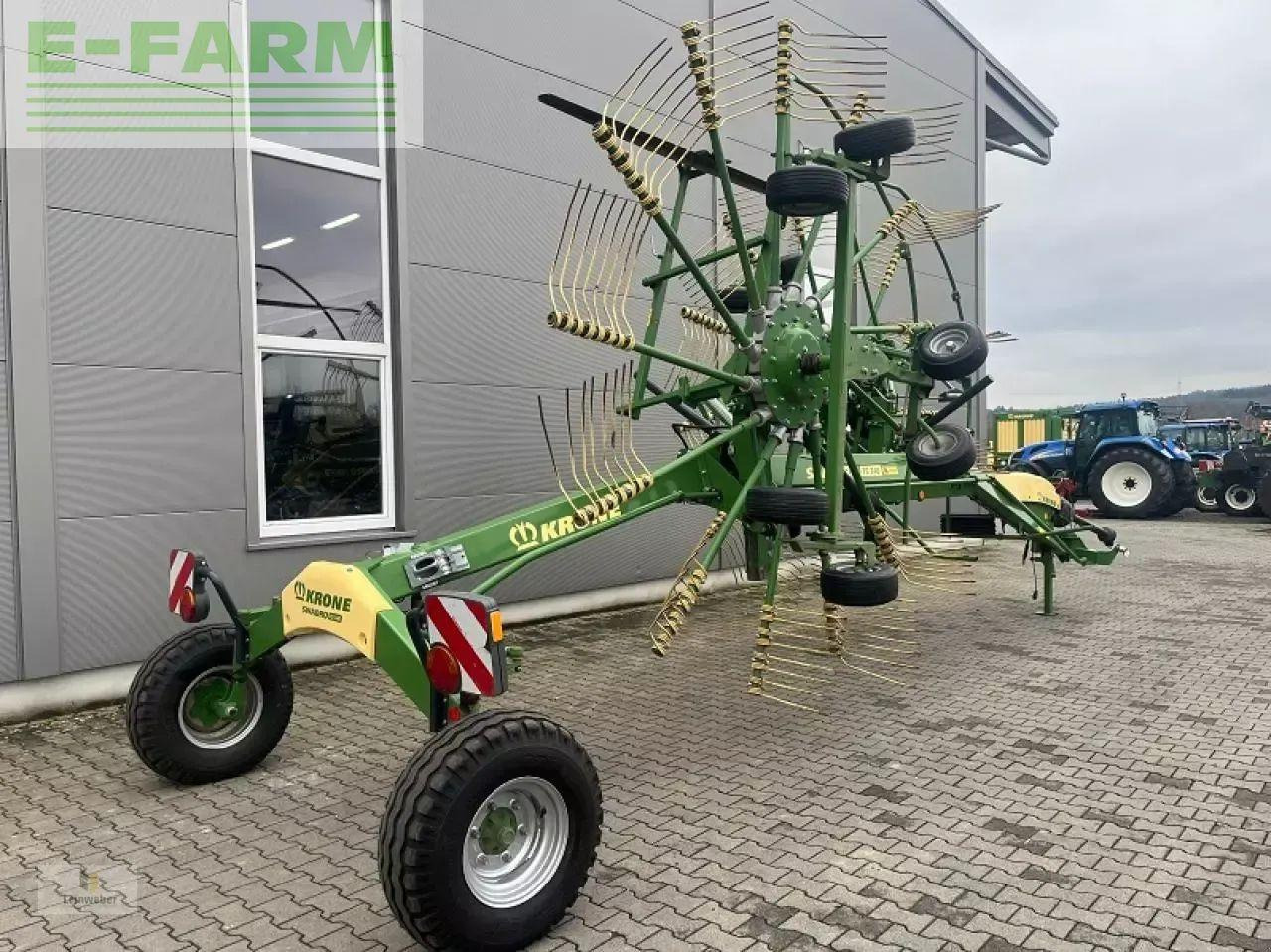 Krone swadro ts 740 - Faneuse: photos 4 Krone swadro ts 740 - Faneuse: photos 4