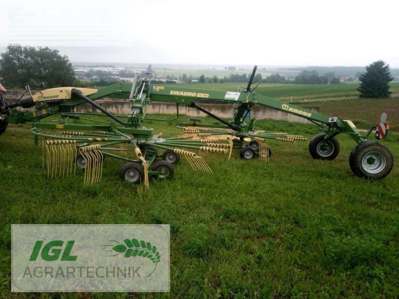 Krone swadro ts 740 - Faneuse: photos 3 Krone swadro ts 740 - Faneuse: photos 3