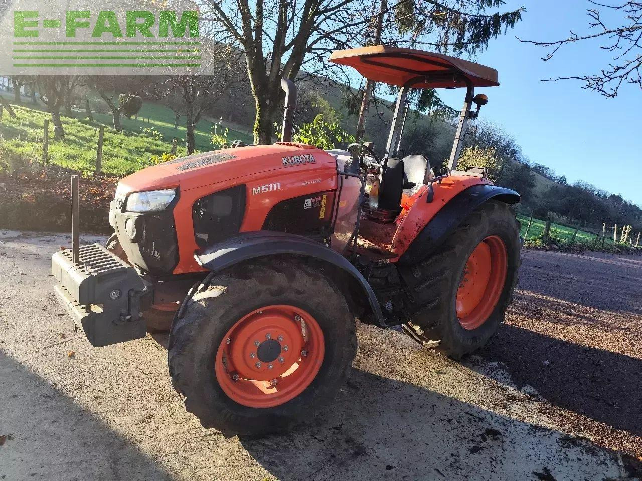 Kubota m5111 dth - Tracteur agricole: photos 1 Kubota m5111 dth - Tracteur agricole: photos 1