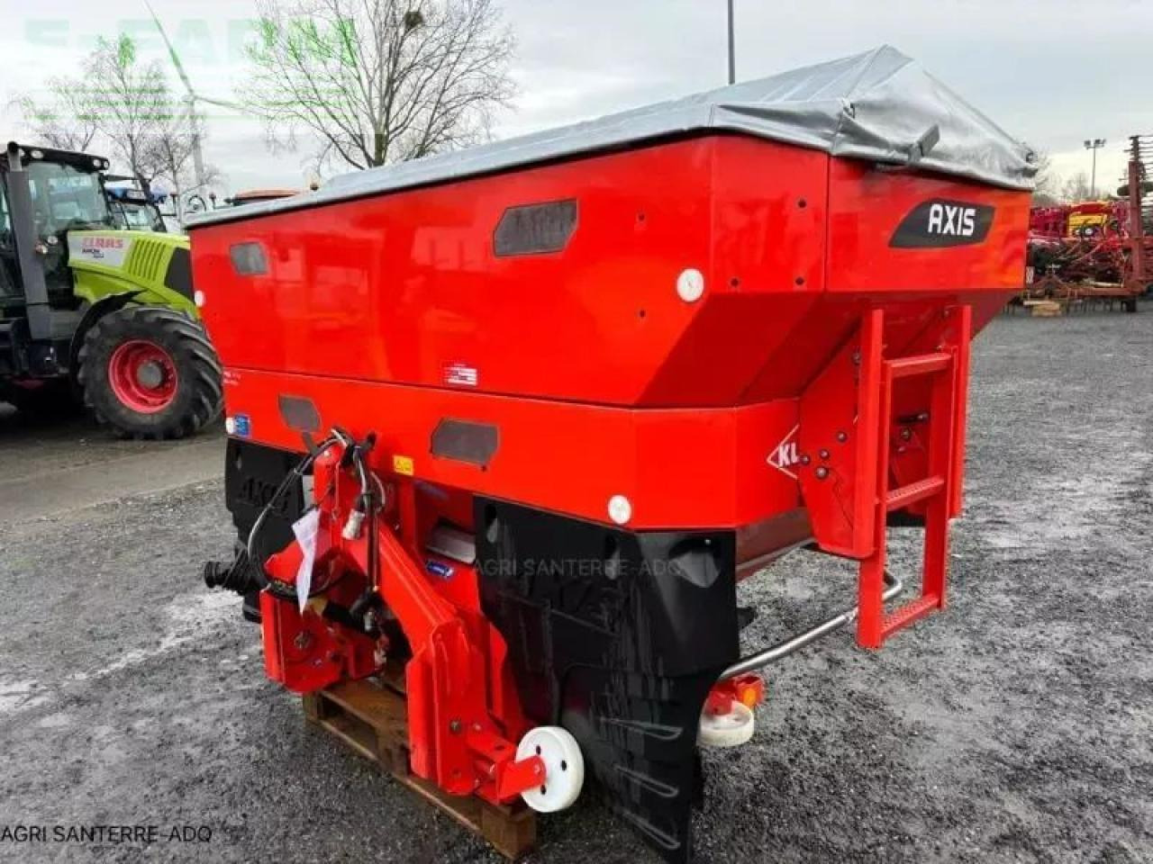 Distributeur d'engrais Kuhn axis 40.2: photos 7 Distributeur d'engrais Kuhn axis 40.2: photos 7