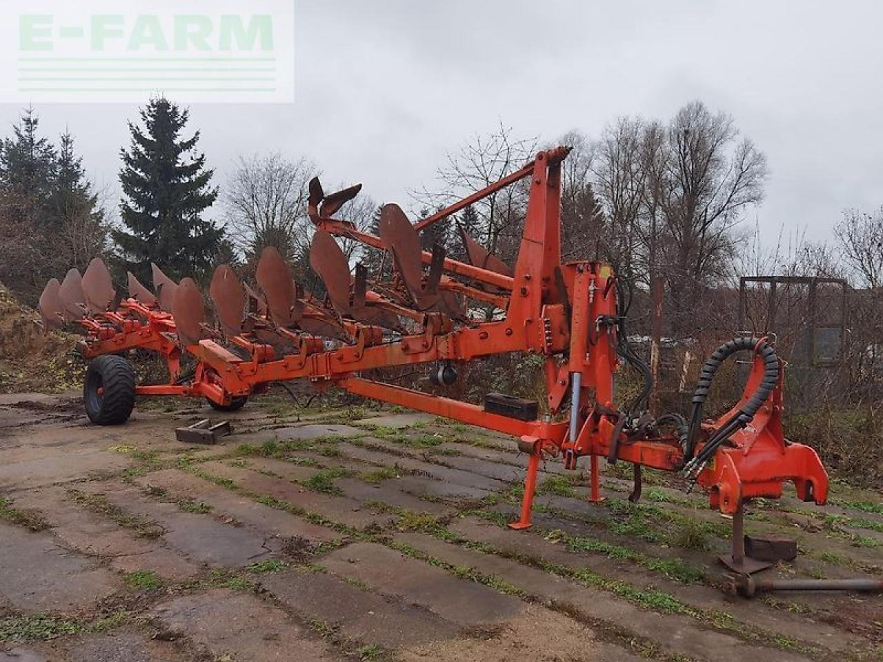 Kuhn challenger - Charrue: photos 1 Kuhn challenger - Charrue: photos 1