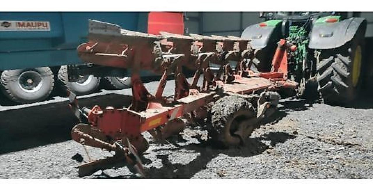 Kuhn varimaster 153 - Charrue: photos 1 Kuhn varimaster 153 - Charrue: photos 1