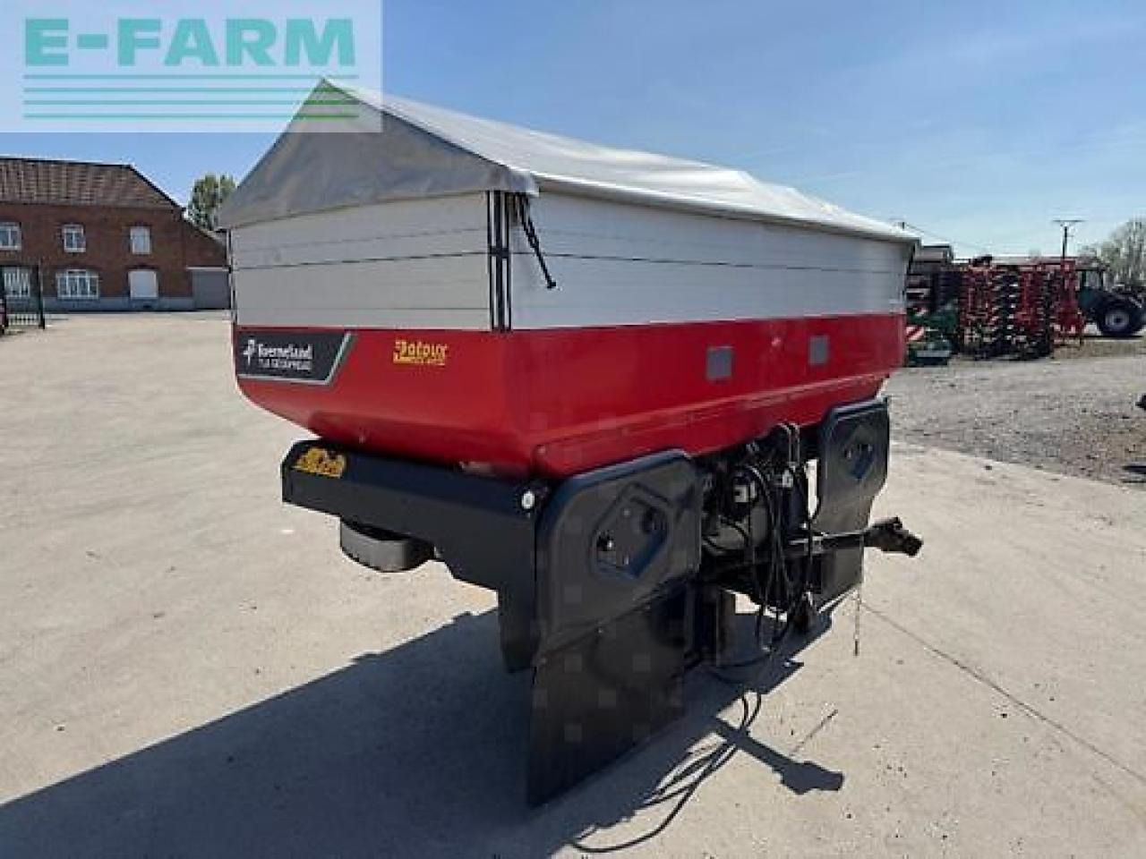 Kverneland tlx 3225 geospre - Distributeur d'engrais: photos 4 Kverneland tlx 3225 geospre - Distributeur d'engrais: photos 4