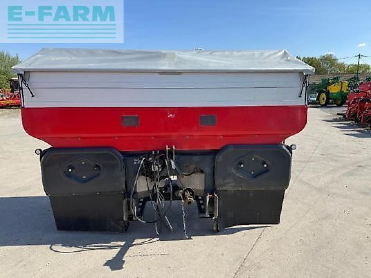 Kverneland tlx 3225 geospre - Distributeur d'engrais: photos 3 Kverneland tlx 3225 geospre - Distributeur d'engrais: photos 3