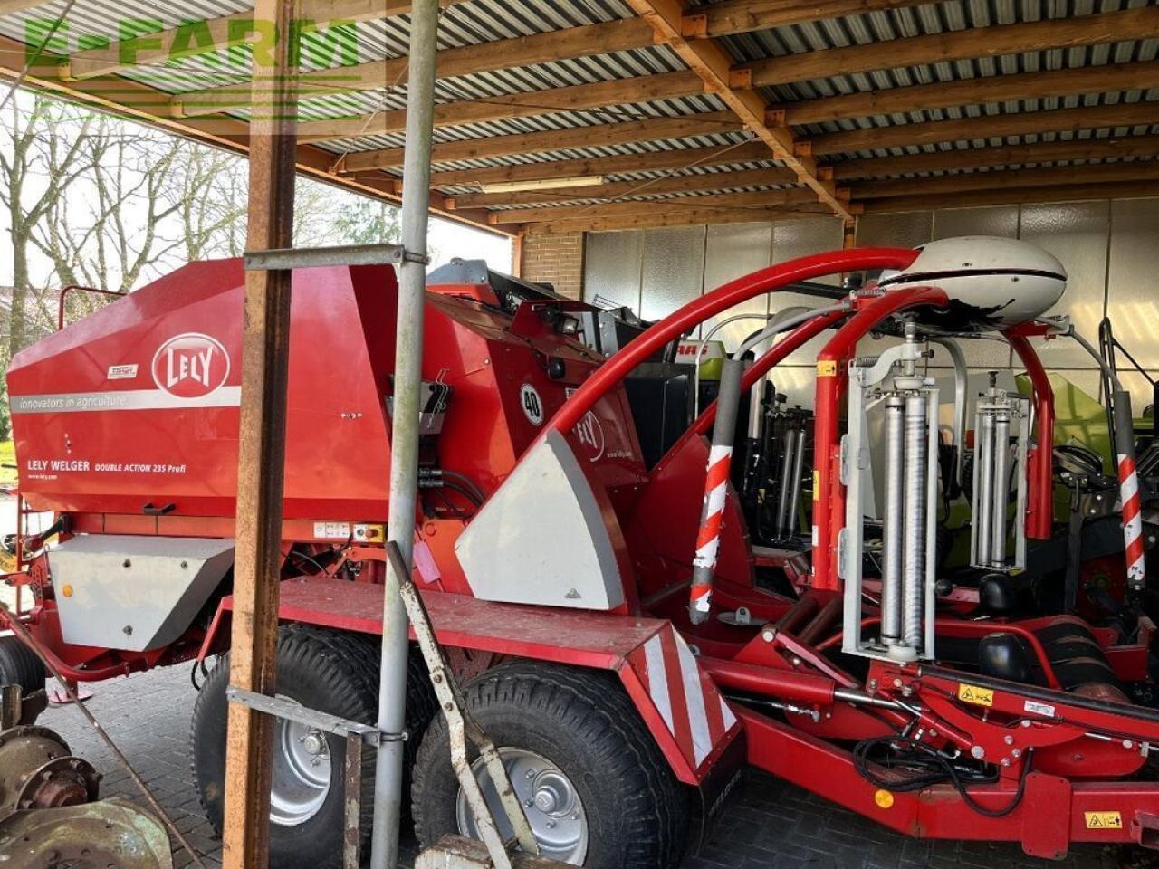 Lely welger double action da rp 235 profi - Presse à balles cubiques: photos 4 Lely welger double action da rp 235 profi - Presse à balles cubiques: photos 4