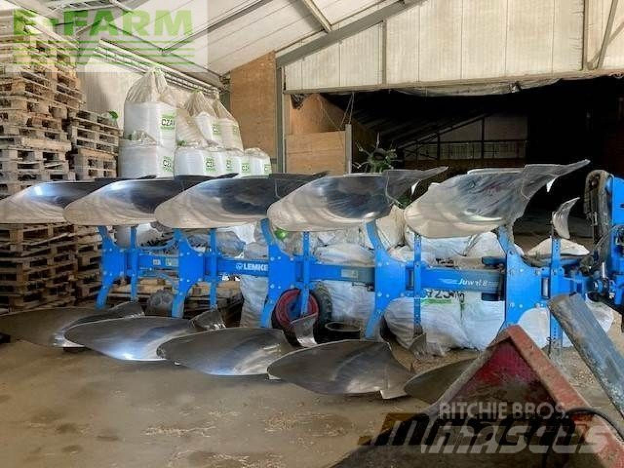 Lemken juwel 8mv 5 schaar - Charrue: photos 1 Lemken juwel 8mv 5 schaar - Charrue: photos 1