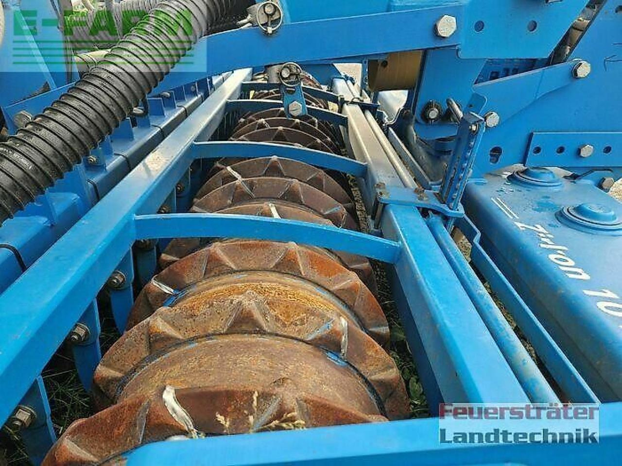 Lemken zirkon 10/300 - Outils du sol: photos 4 Lemken zirkon 10/300 - Outils du sol: photos 4