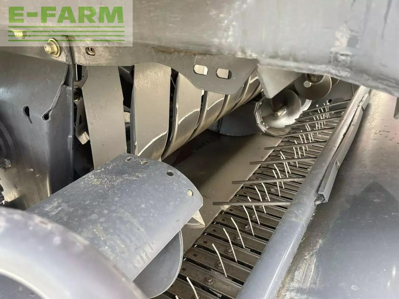 Massey Ferguson 2190 - Presse à balles cubiques: photos 3 Massey Ferguson 2190 - Presse à balles cubiques: photos 3