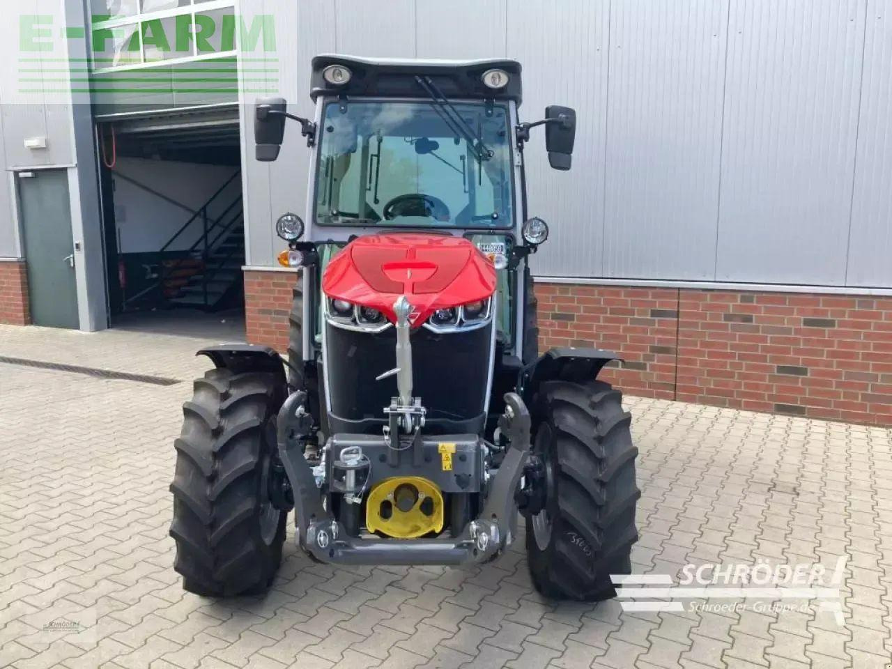 Tracteur agricole Massey Ferguson 3fr.85 cab efficient: photos 6
