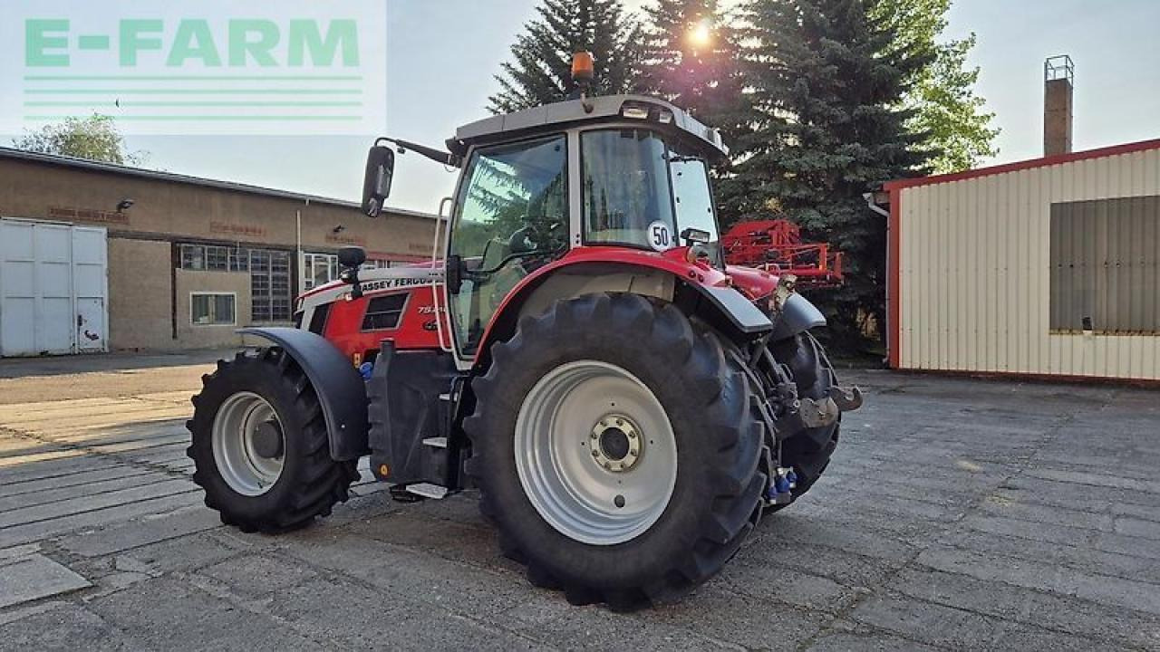 Massey Ferguson 7s.210 dyna-vt exclusive Exclusive - Tracteur agricole: photos 5 Massey Ferguson 7s.210 dyna-vt exclusive Exclusive - Tracteur agricole: photos 5