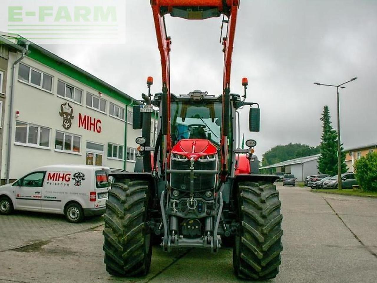 Massey Ferguson 8s.265 dvt - Tracteur agricole: photos 3 Massey Ferguson 8s.265 dvt - Tracteur agricole: photos 3